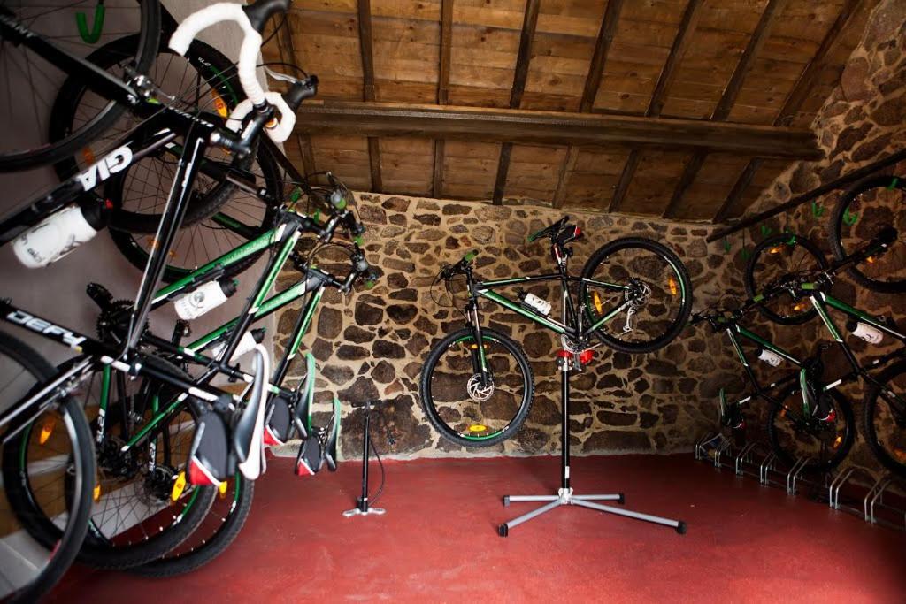 Albergue Do Xures Habitacion Compartida Mixta 8 Plazas Maus de Salas Eksteriør bilde