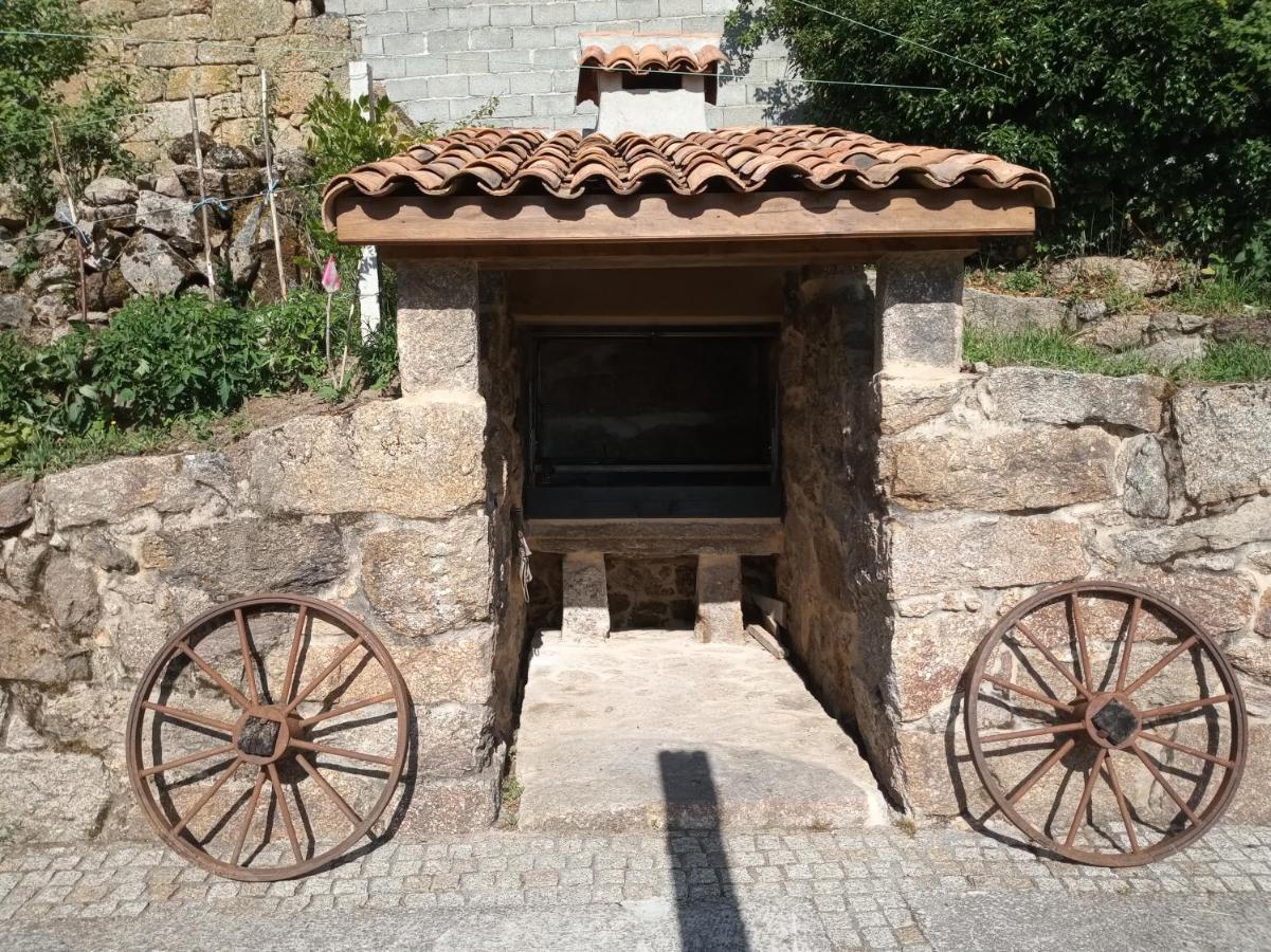 Albergue Do Xures Habitacion Compartida Mixta 8 Plazas Maus de Salas Eksteriør bilde